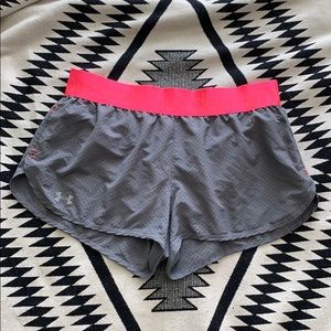 Under armour woman’s running CrossFit shorts M